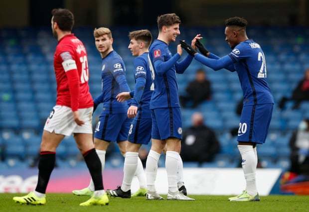 12月6日NBA看点：黄绿大战激情上演，雷霆冲击14连胜